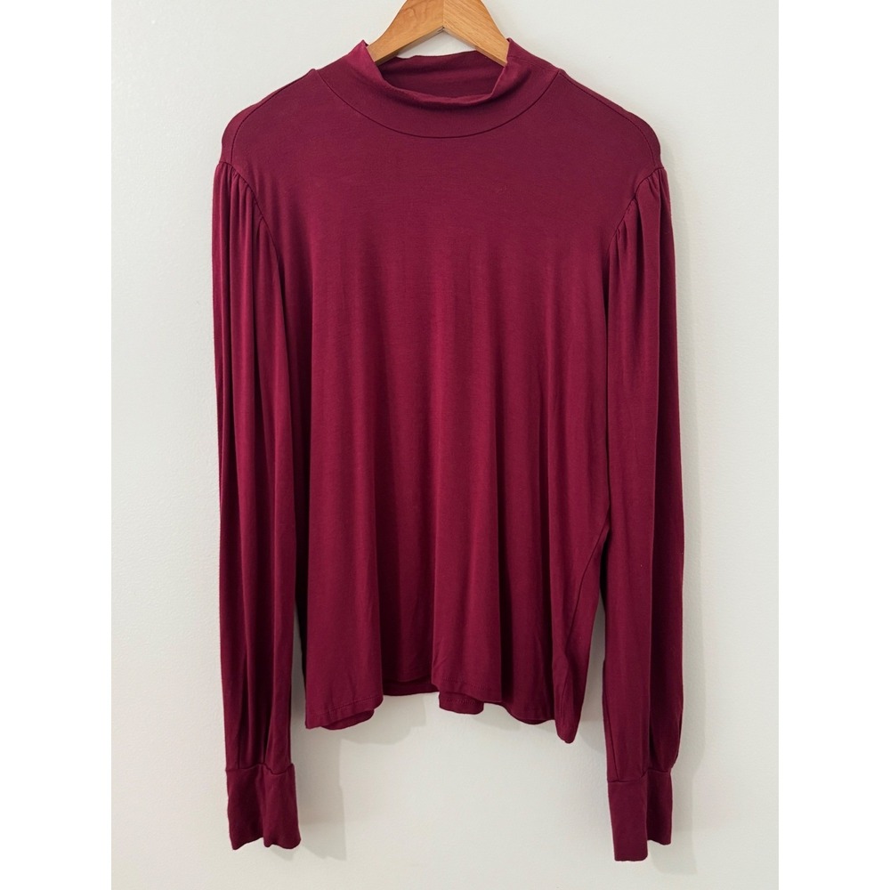 Draper James Burgundy Mock Neck Blouse L Long Sleeve Knit Top Gold Button Cuffs - Picture 3 of 9